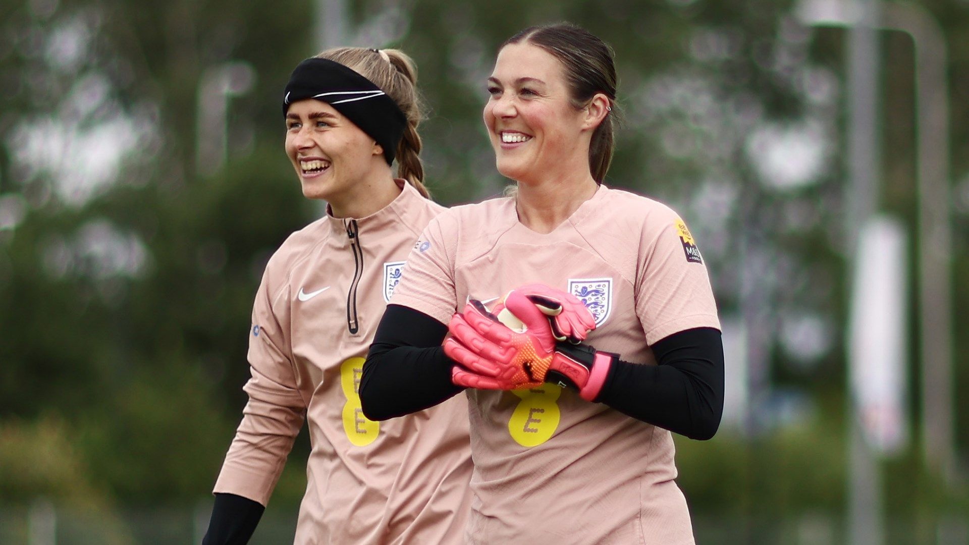 Hannah Hampton Mary Earps England training 2024
