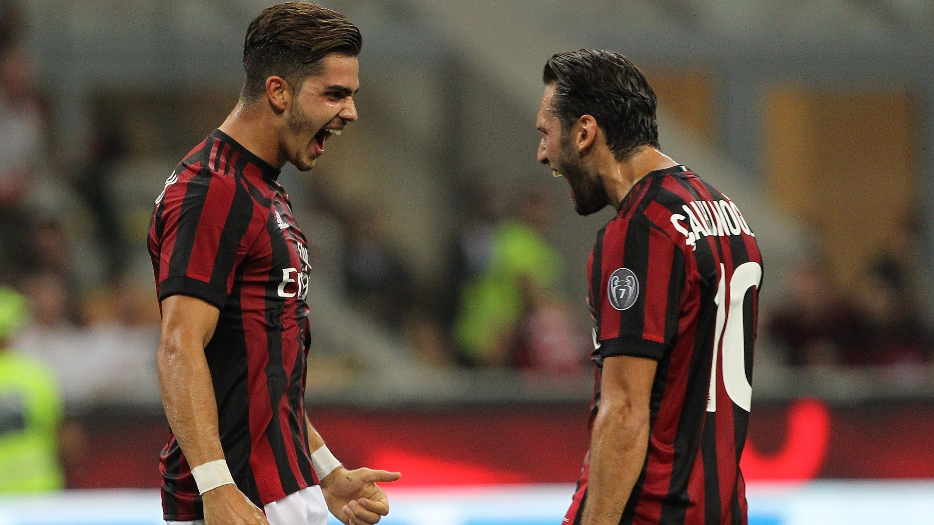Andre Silva Hakan Calhanoglu Milan UEL 08172017