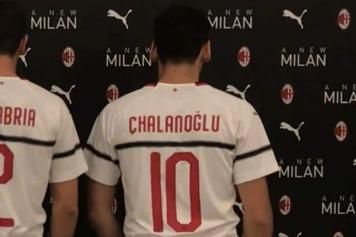 Hakan Calhanoglu mezbemutató