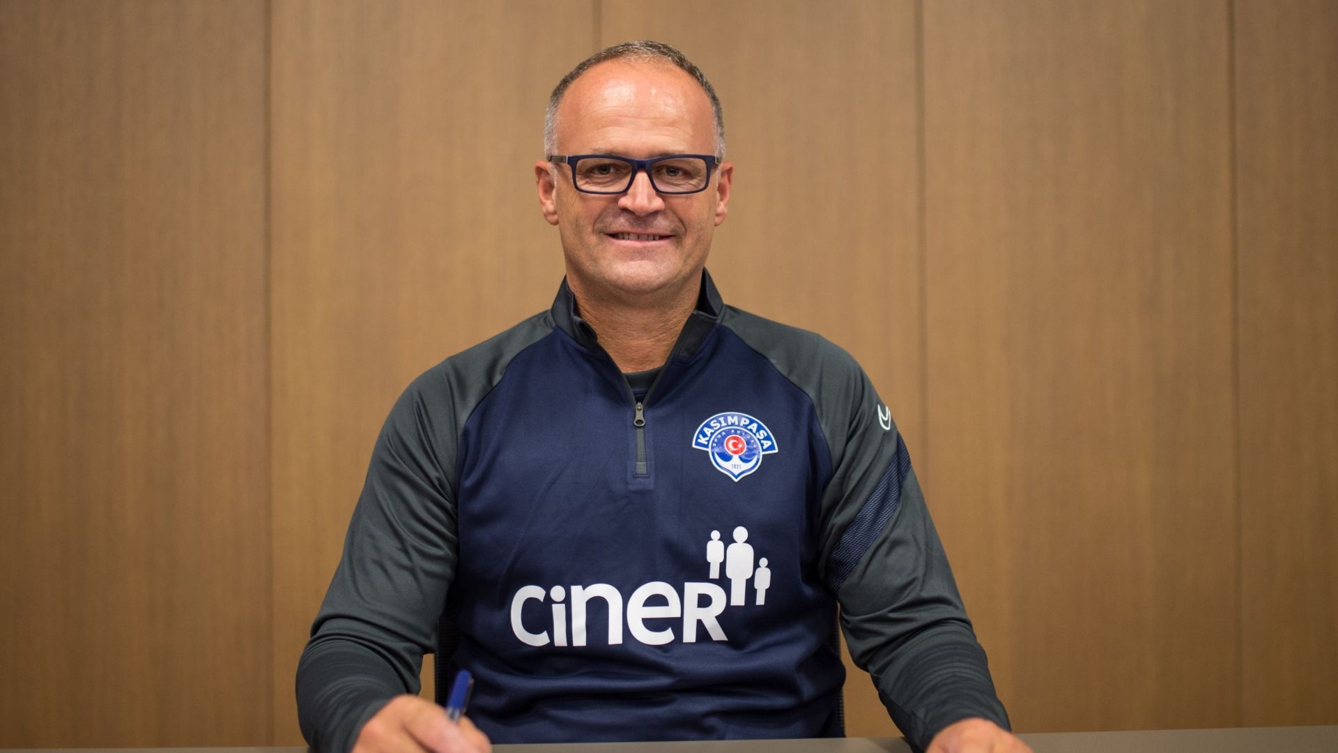 İrfan Buz Kasimpasa Coach