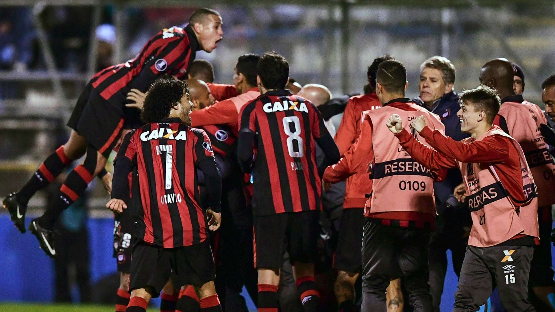 Universidad Catolica Atletico-PR Libertadores 17052017