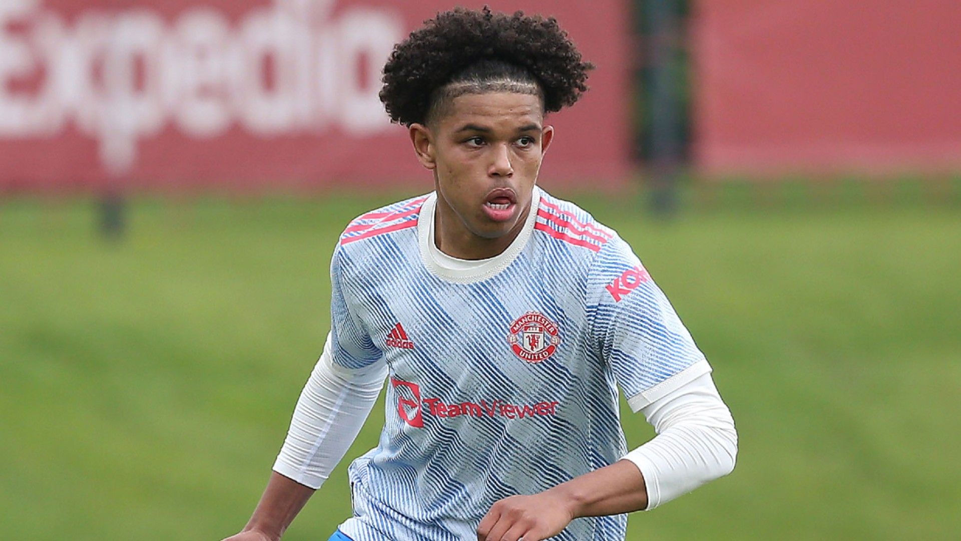 Shola Shoretire Manchester United 2021-22