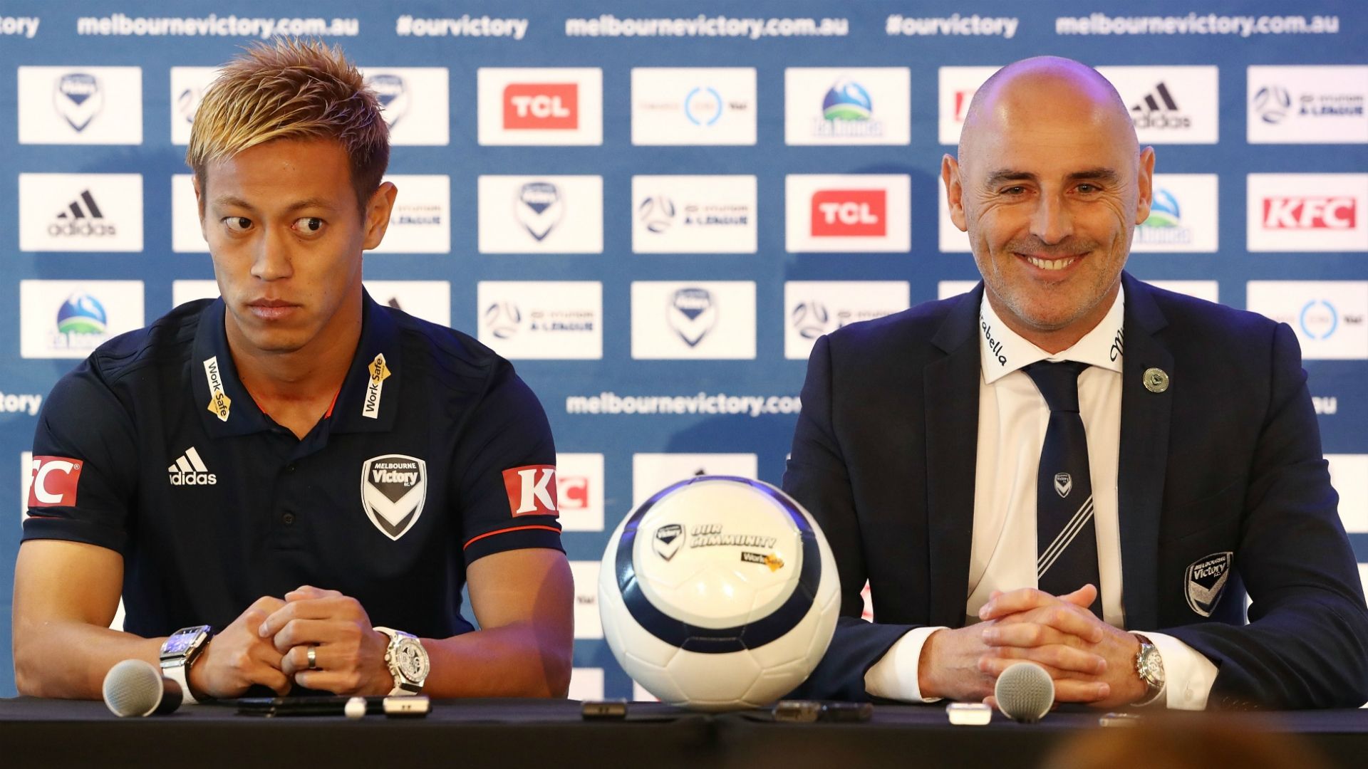 Keisuke Honda/Kevin Muscat