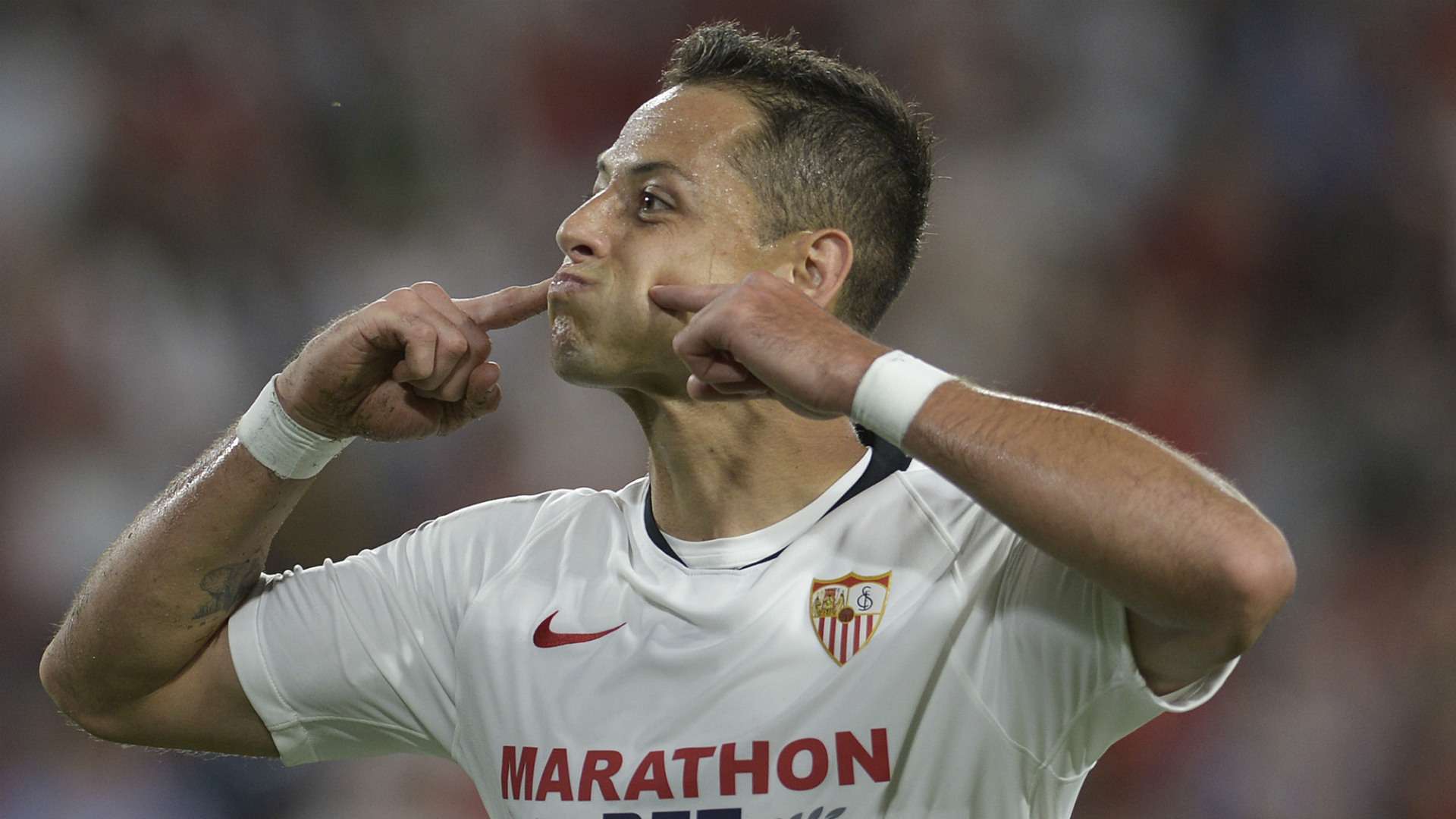 Javier Hernandez Chicharito Sevilla 2019-20