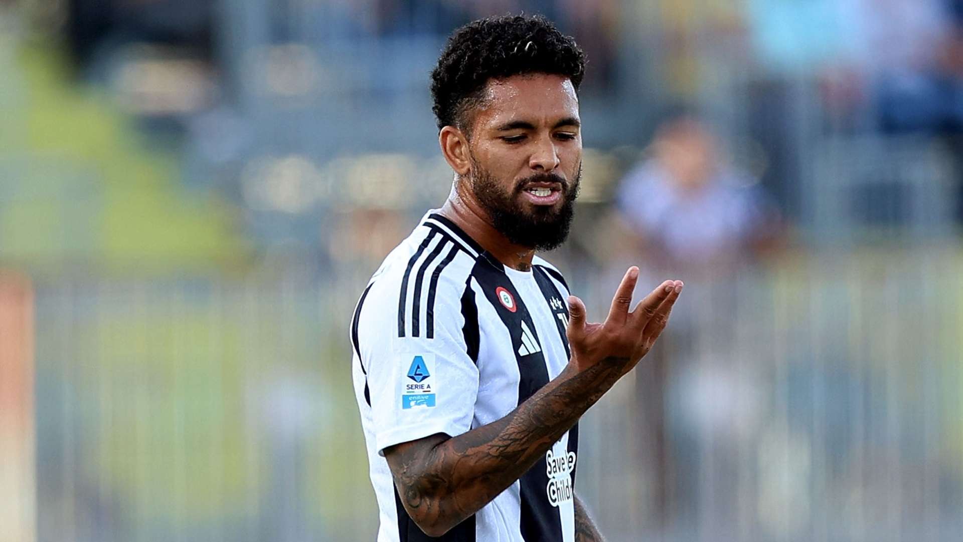 Douglas Luiz Juventus