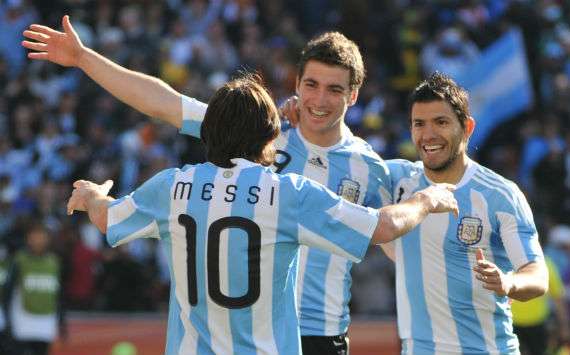 Messi - Aguero - Higuain - Mundial 2010 06172010