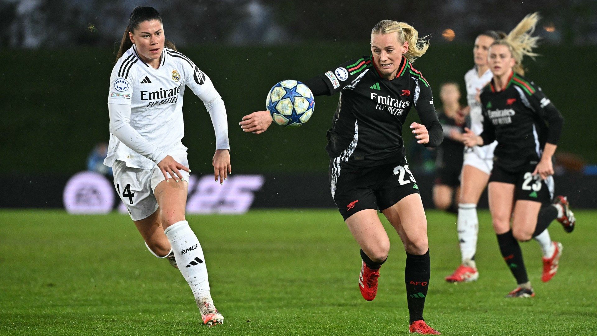 Maria Mendez Stina Blackstenius Real Madrid Arsenal Women 2024-25