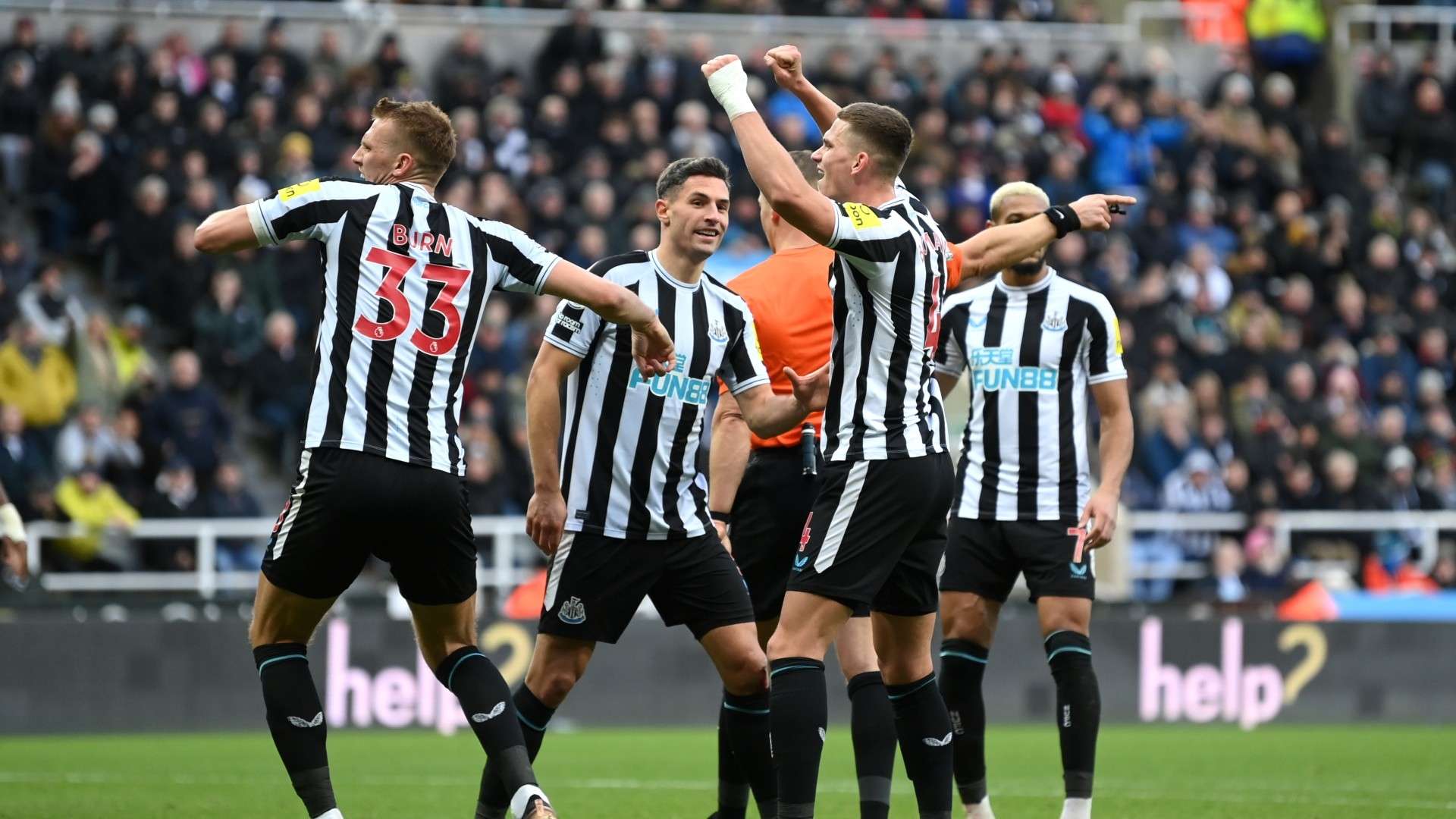 Dan Burn Sven Botman Newcastle 2022-23