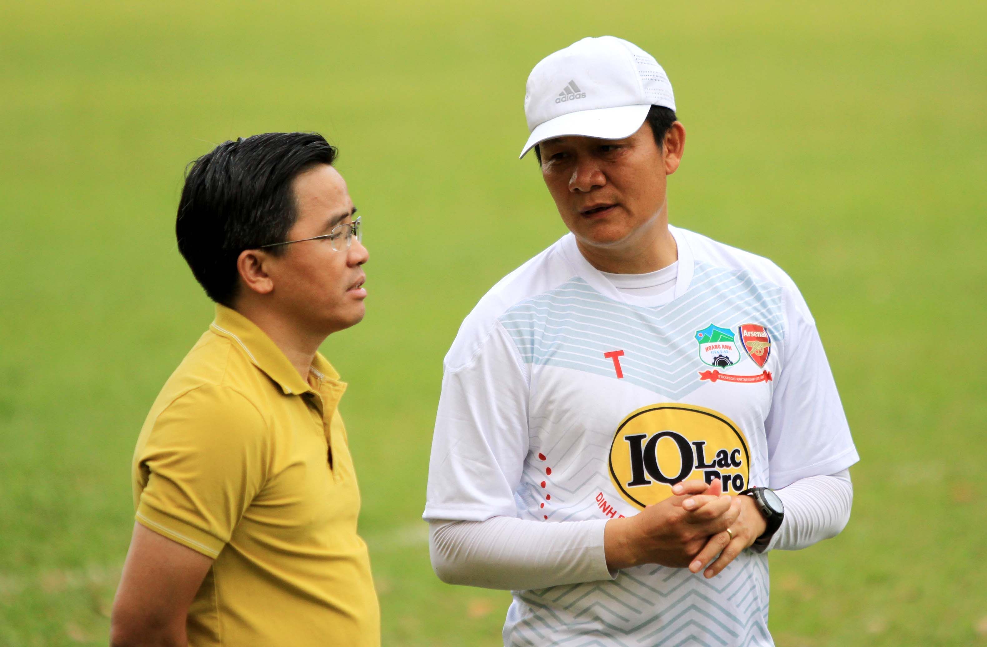 Tấn Anh, Quốc Tuấn
