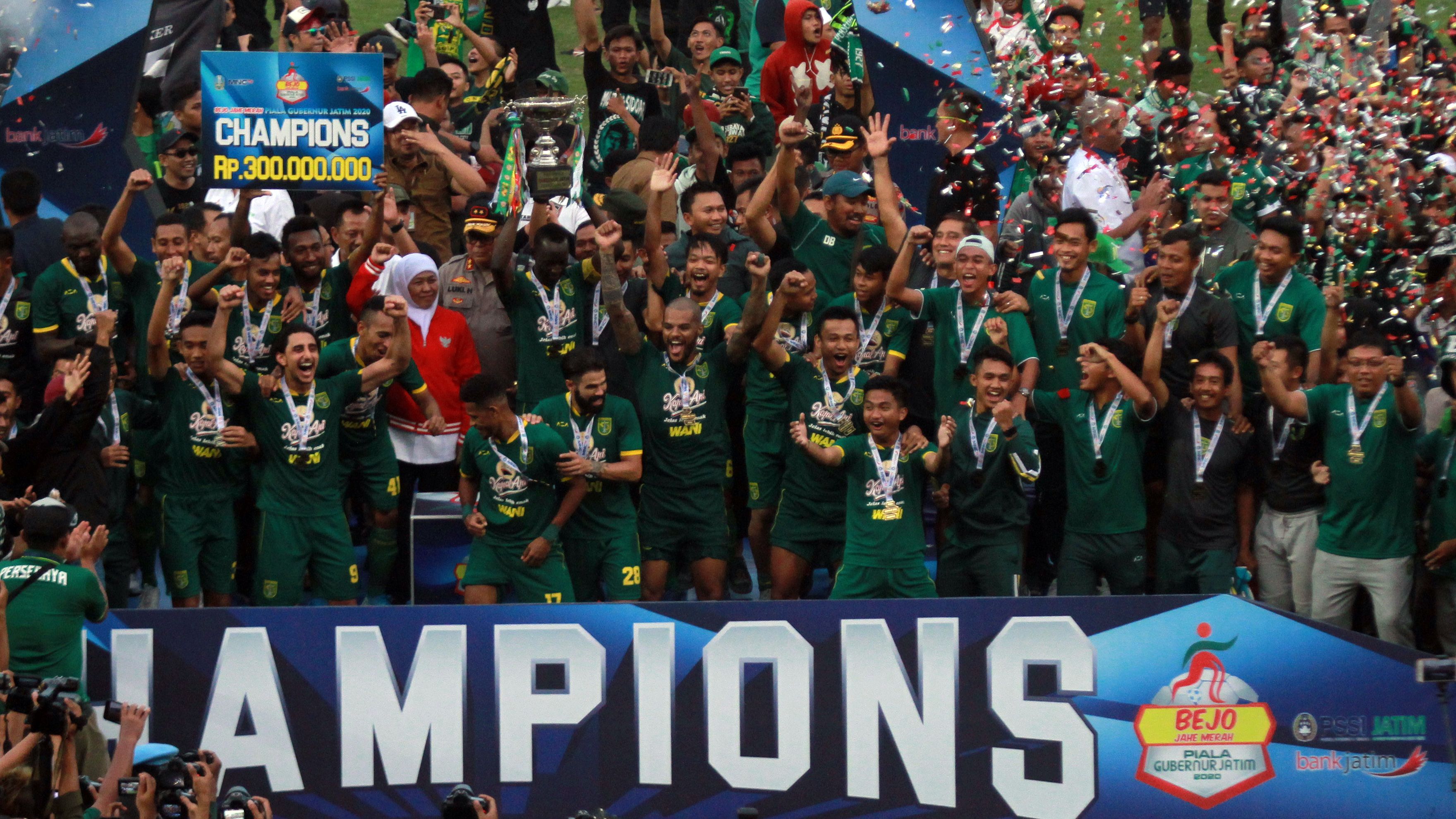 Selebrasi Persebaya Piala Gubernur Jatim