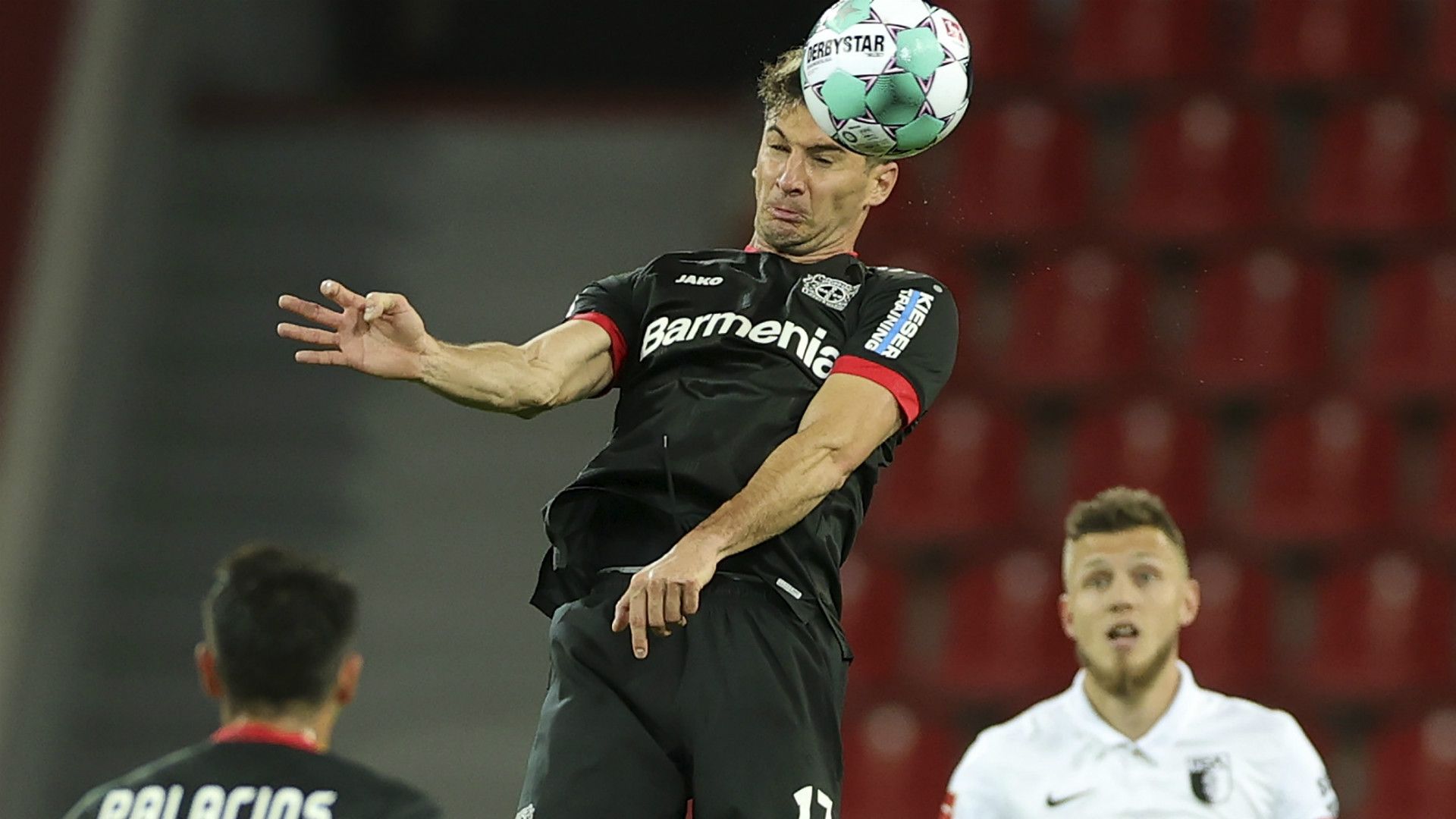 LUCAS ALARIO BAYER LEVERKUSEN BUNDESLIGA 26102020