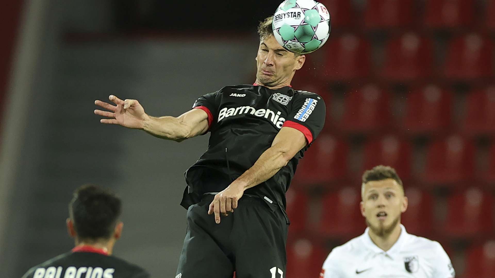 LUCAS ALARIO BAYER LEVERKUSEN BUNDESLIGA 26102020