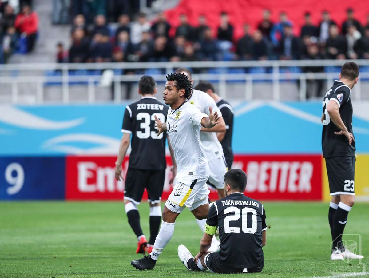 الاتحاد - لوكوموتيف