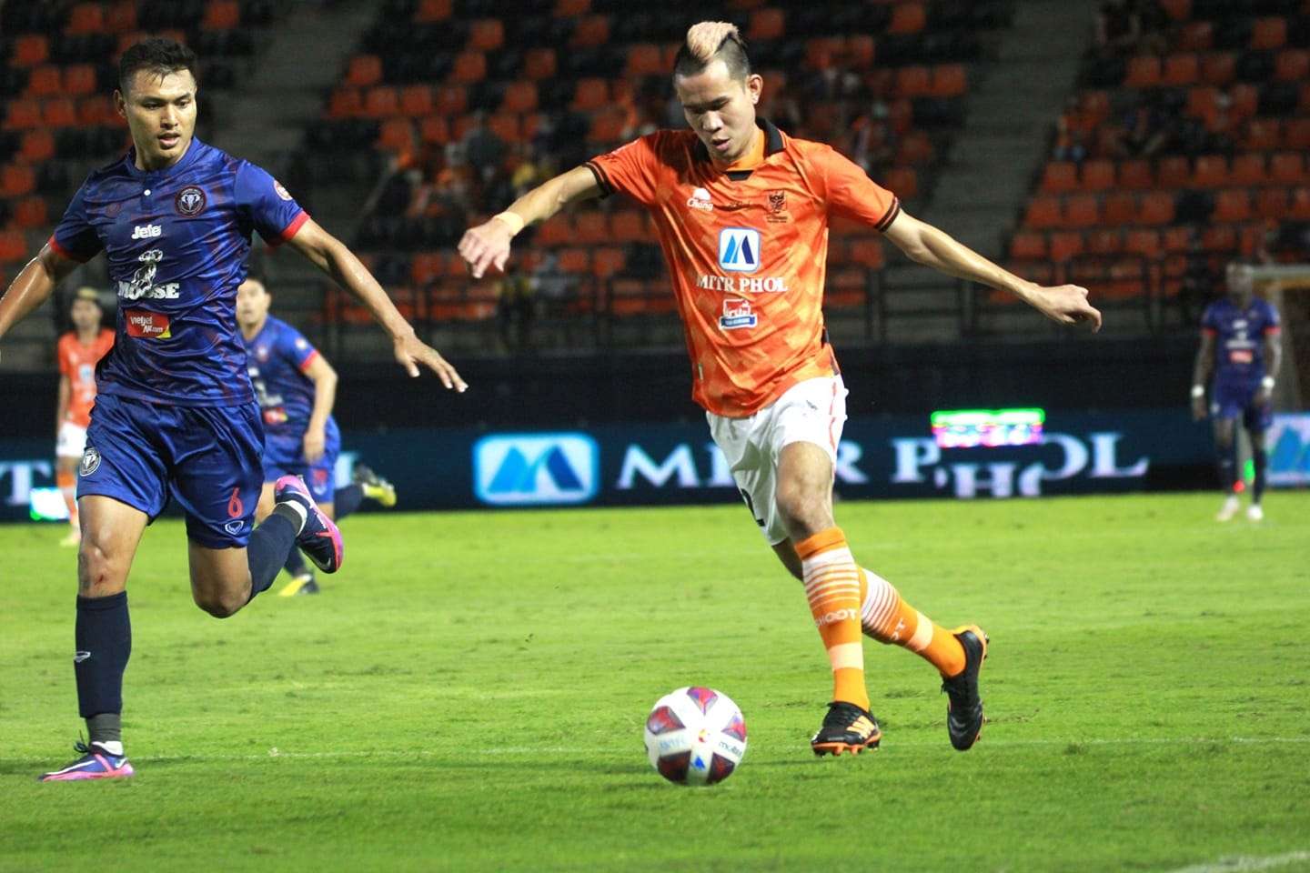 สรรวัชญ์ เดชมิตร