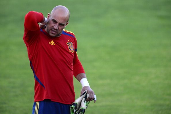 PEPE REINA SPAIN 10082013
