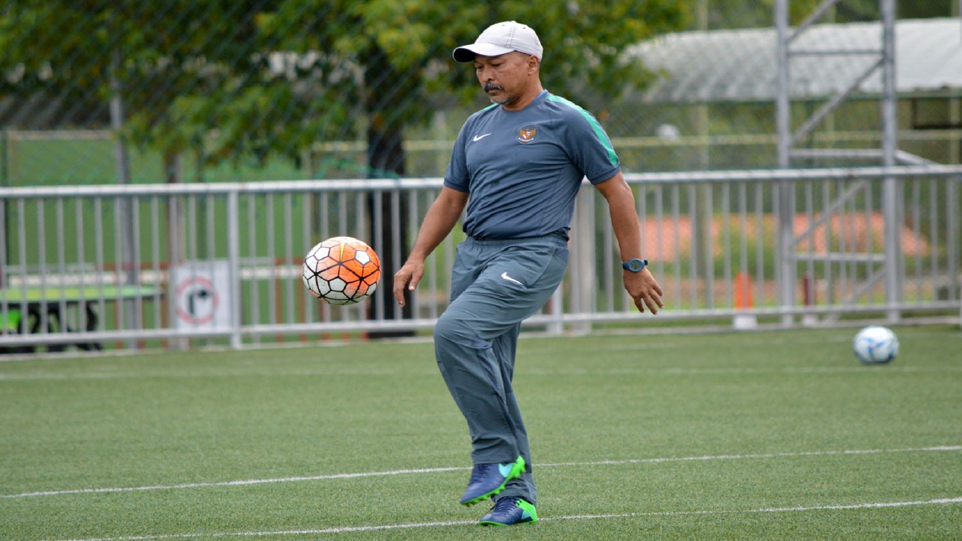 Fakhri Husaini - Pelatih Timnas Indonesia U-16
