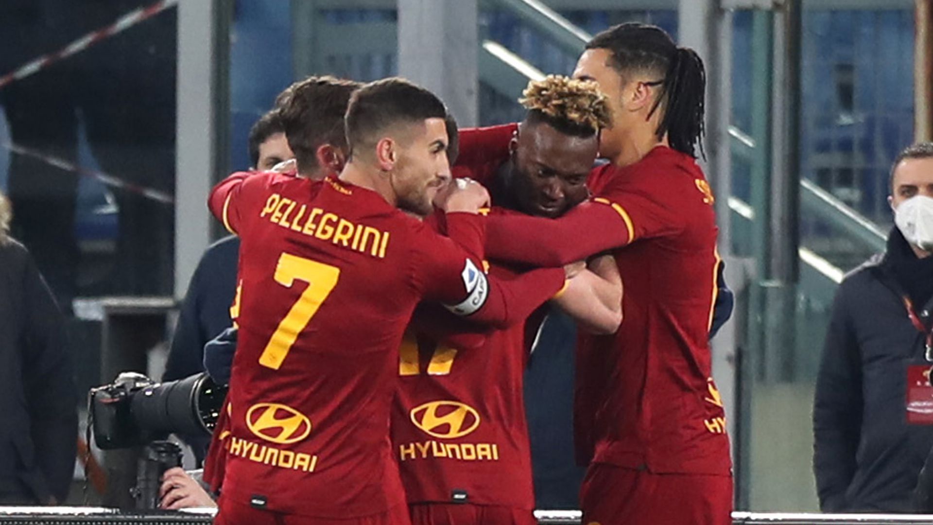 Roma players celebrating Roma Juventus Serie A