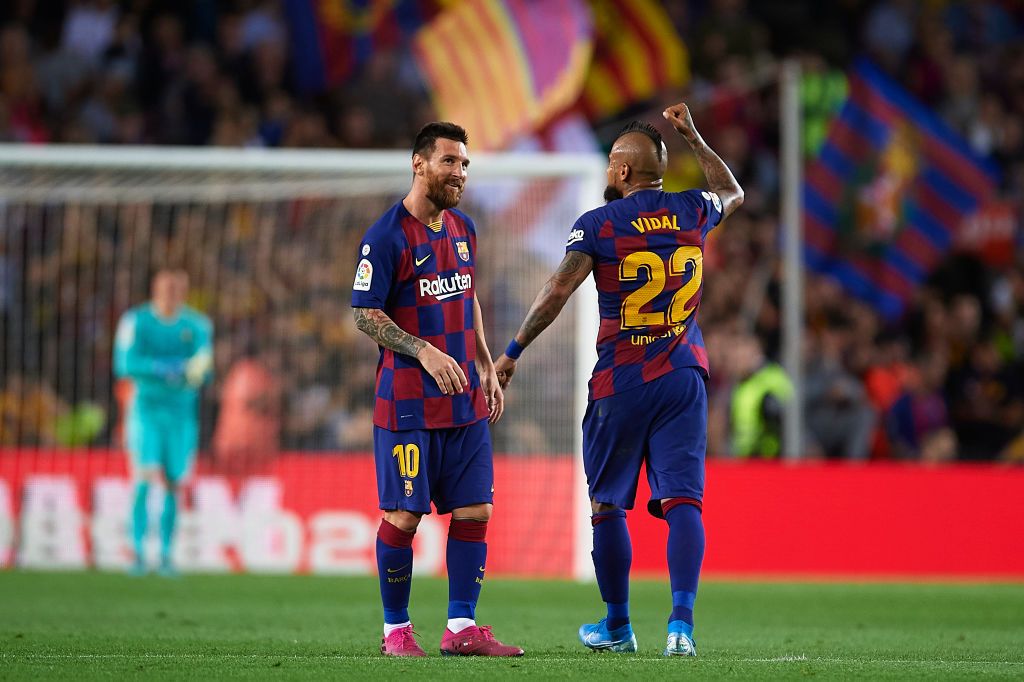 Arturo Vidal - Lionel Messi