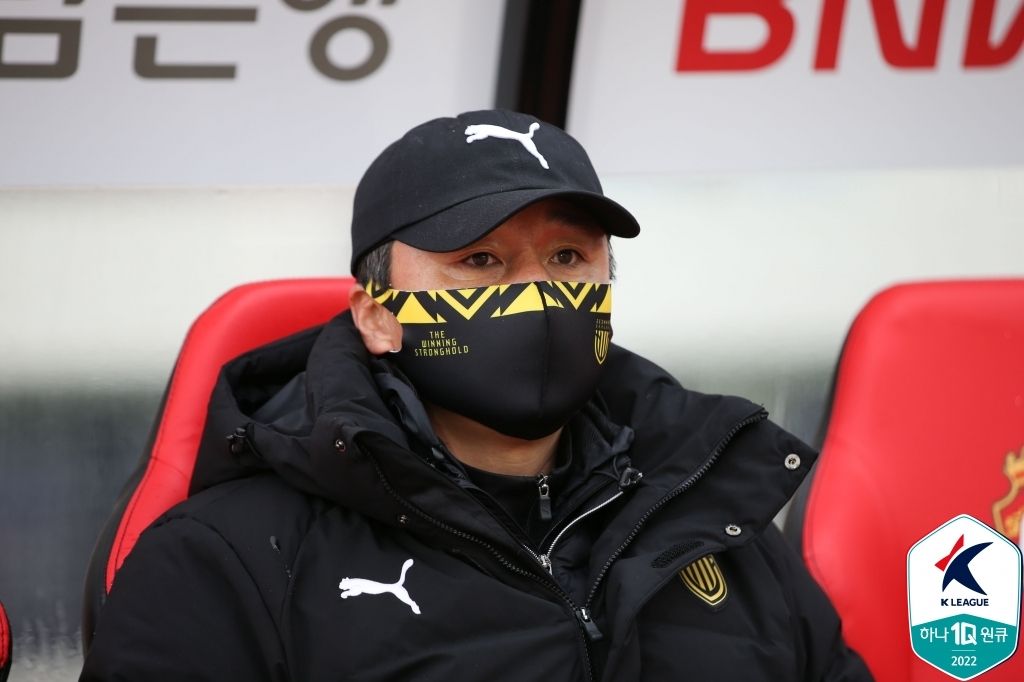 전남 전경준 감독