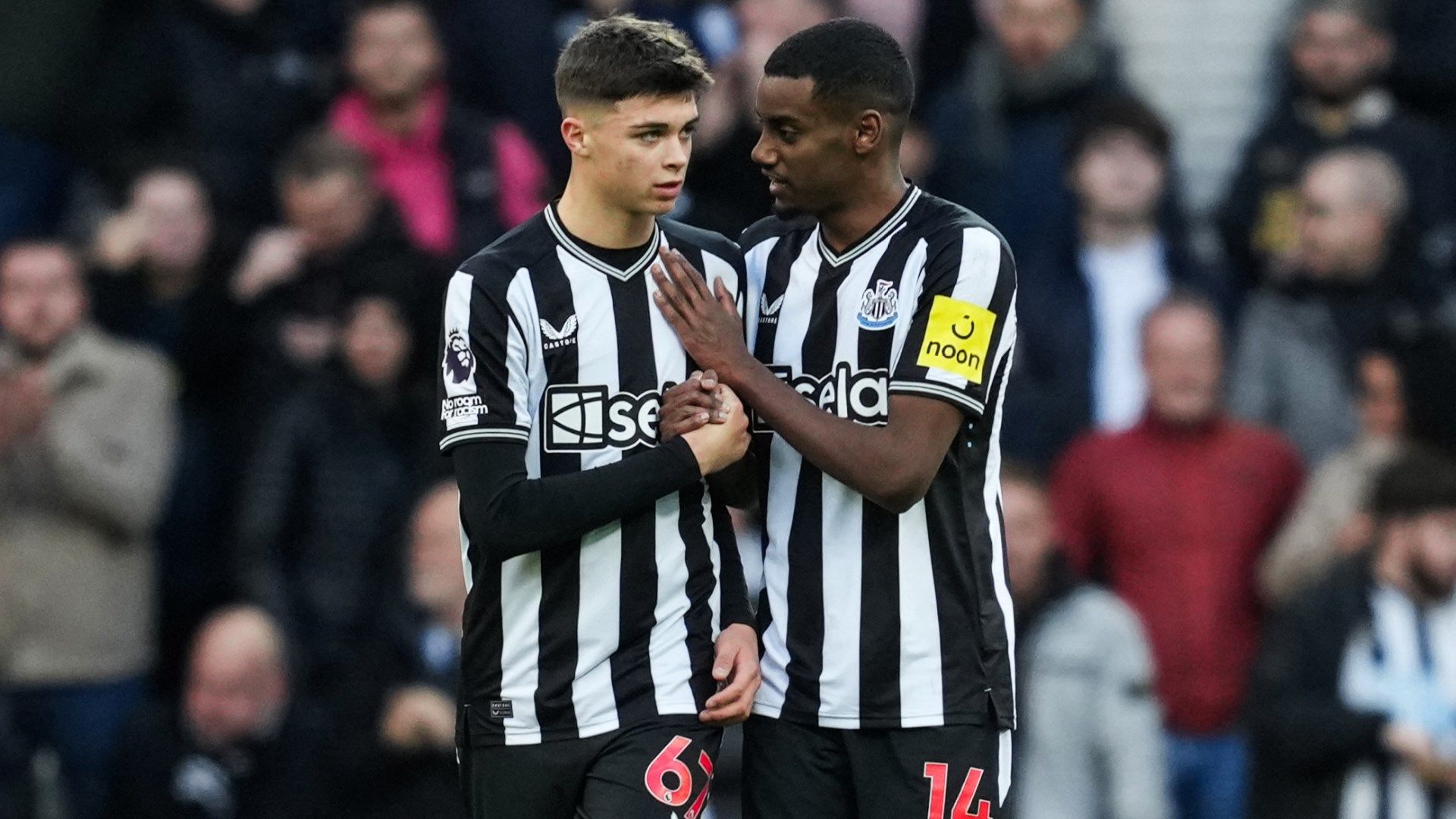 Lewis Miley Alexander Isak Newcastle 2023-24