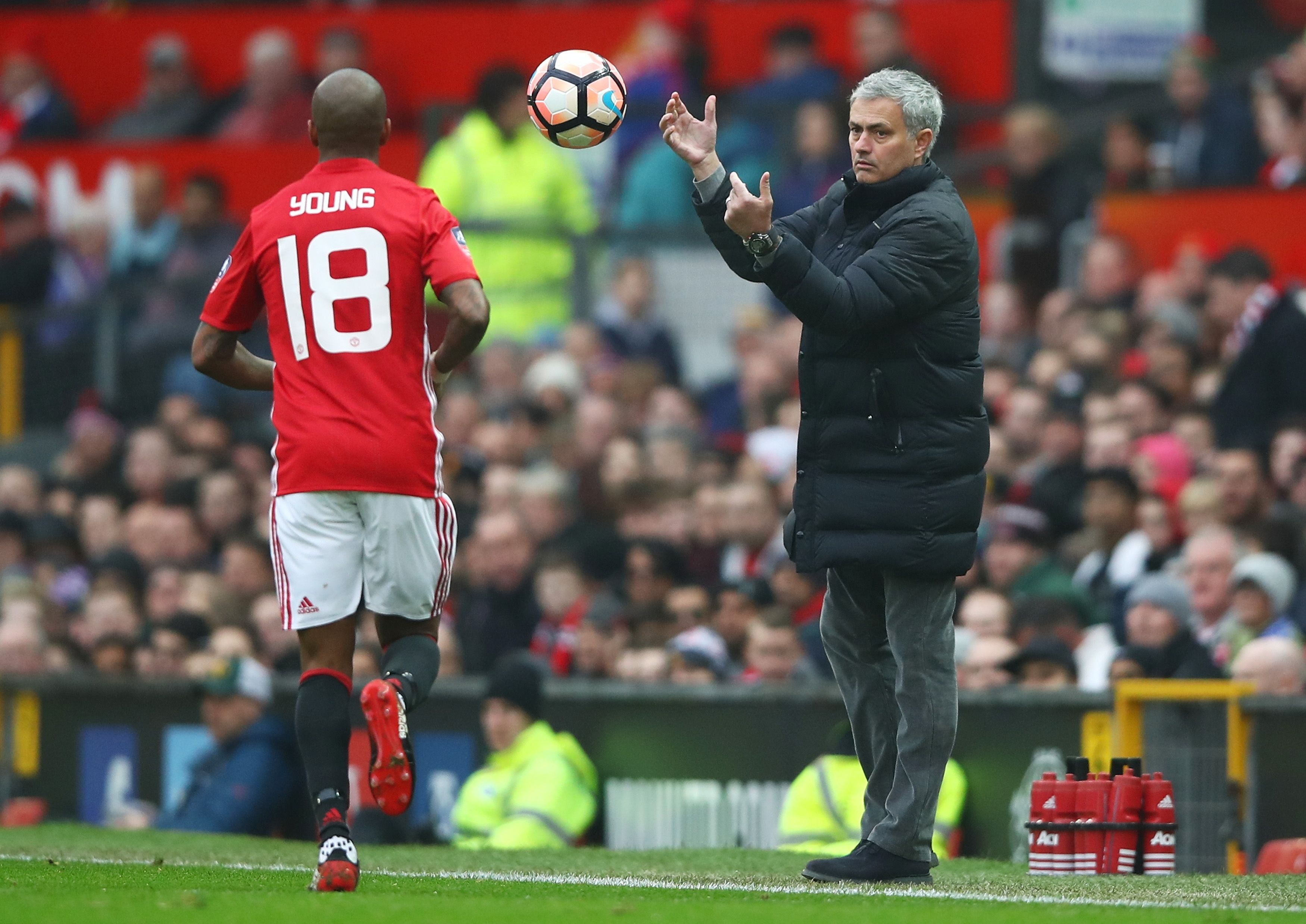 Ashley Young Jose Mourinho Manchester United Reading