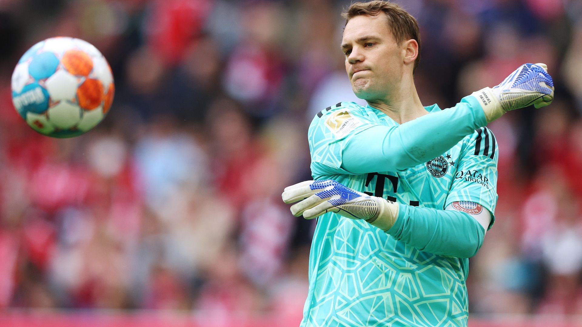Manuel Neuer Bayern Munich Stuttgart 2021-22