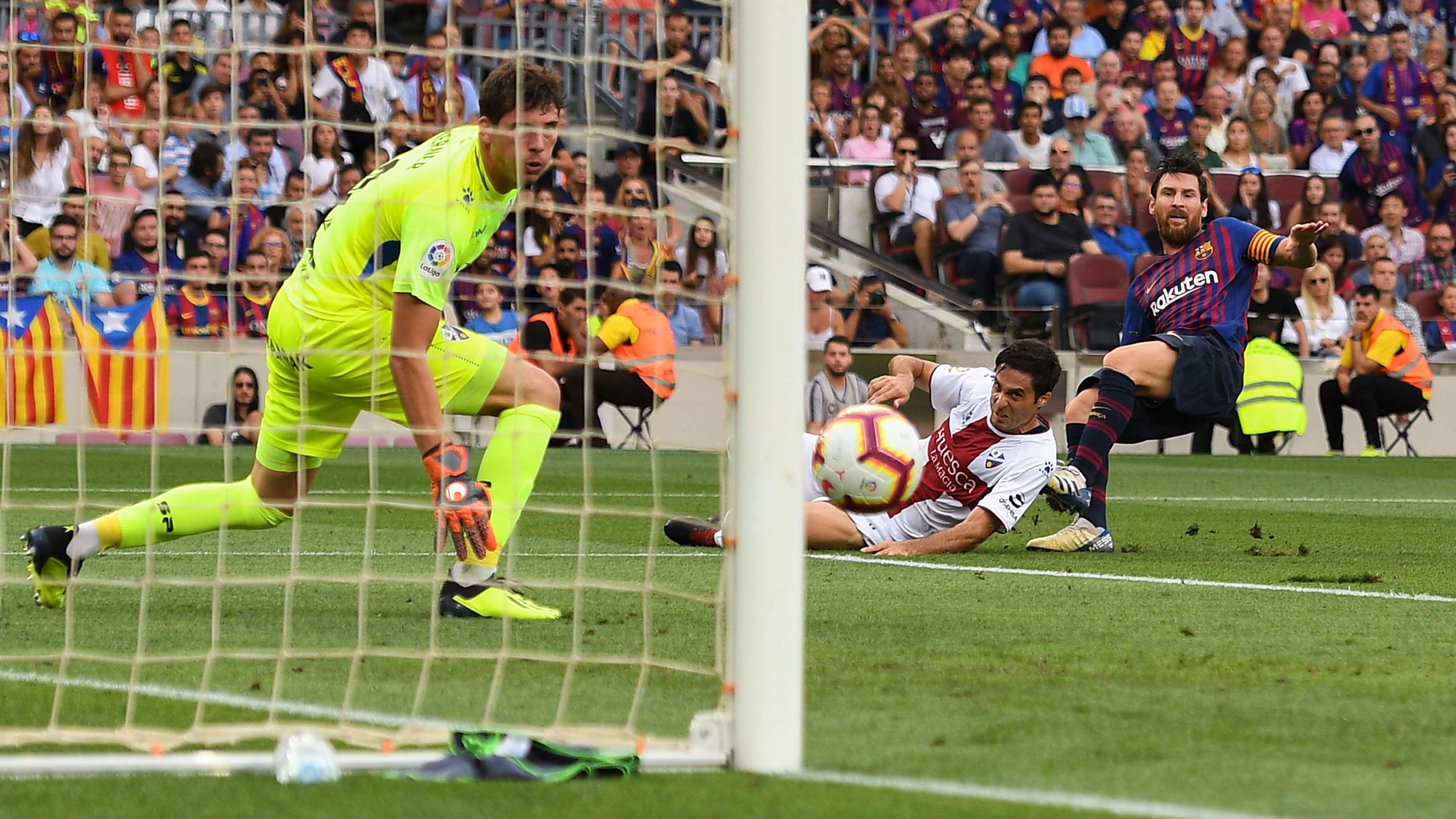 Lionel Messi Barcelona Huesca LaLiga 02092018