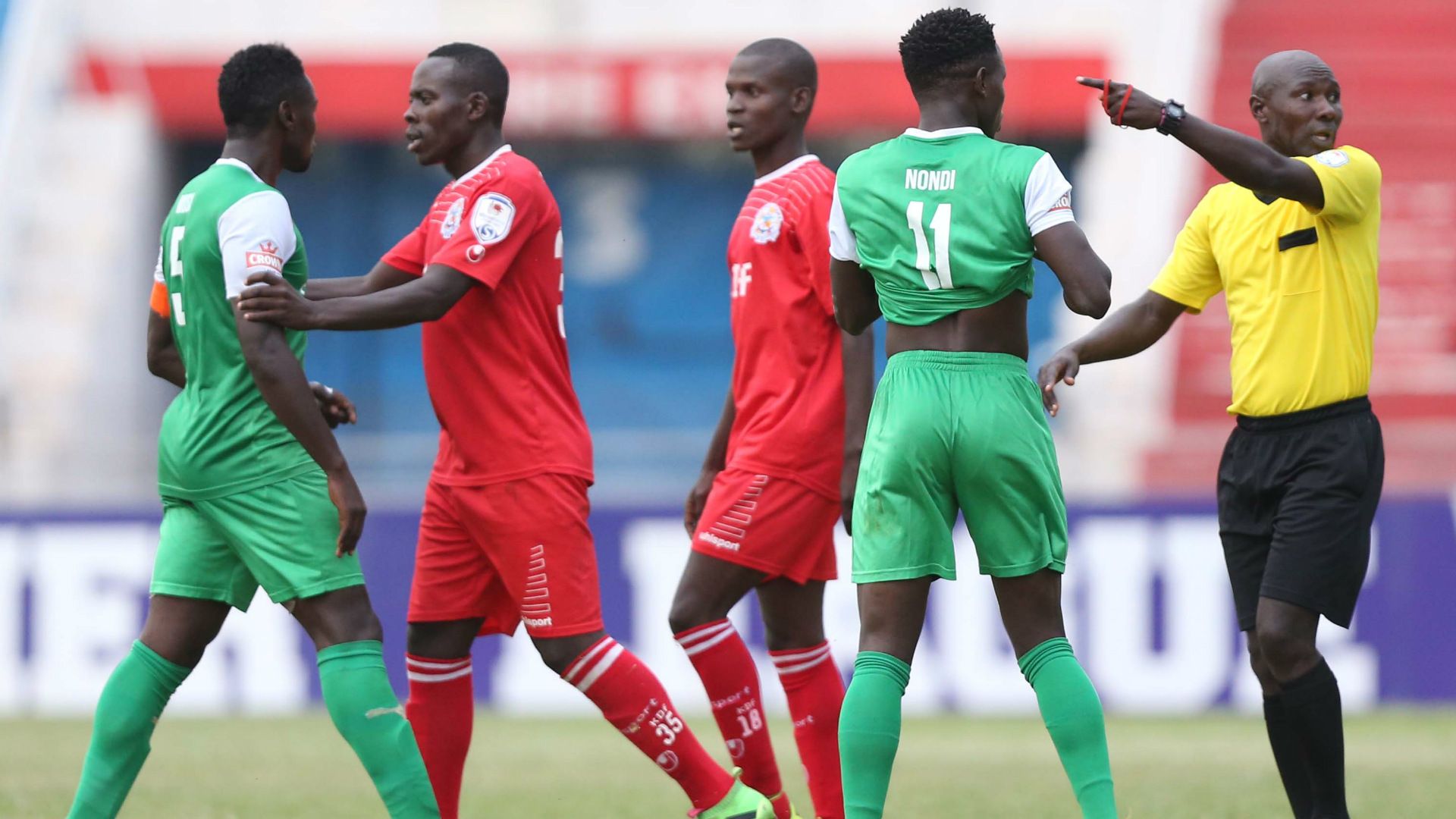 Musa Mohammed of Gor Mahia v Ulinzi Stars.