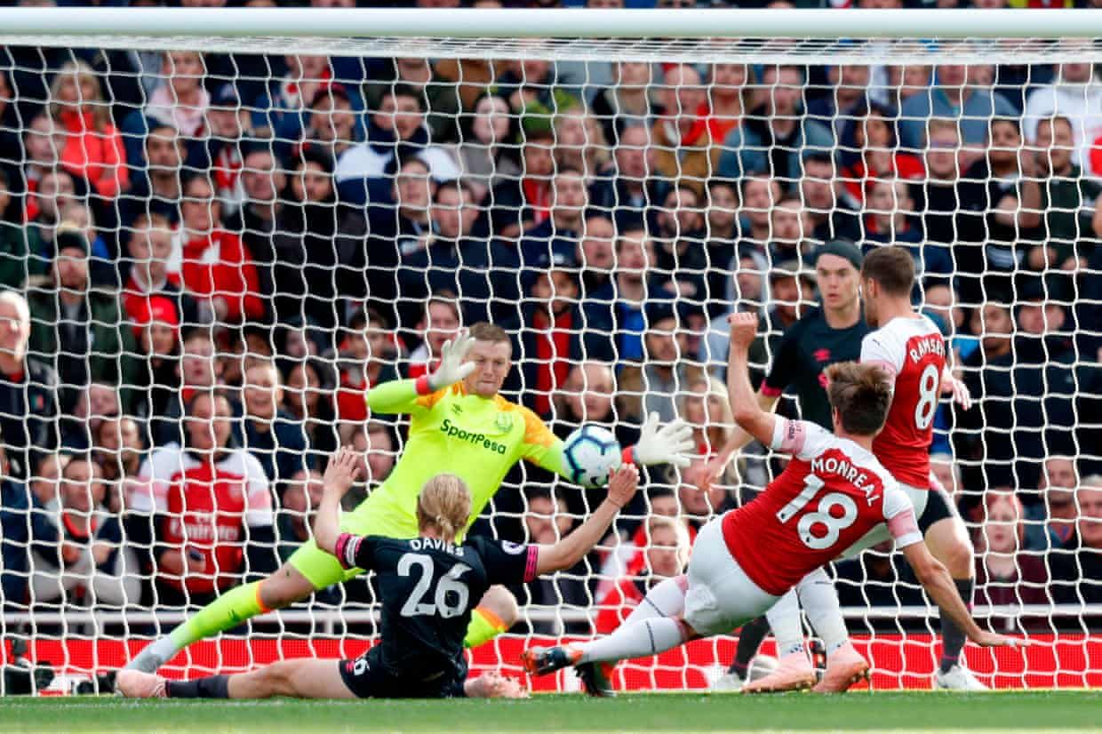 Nacho Monreal Pickford