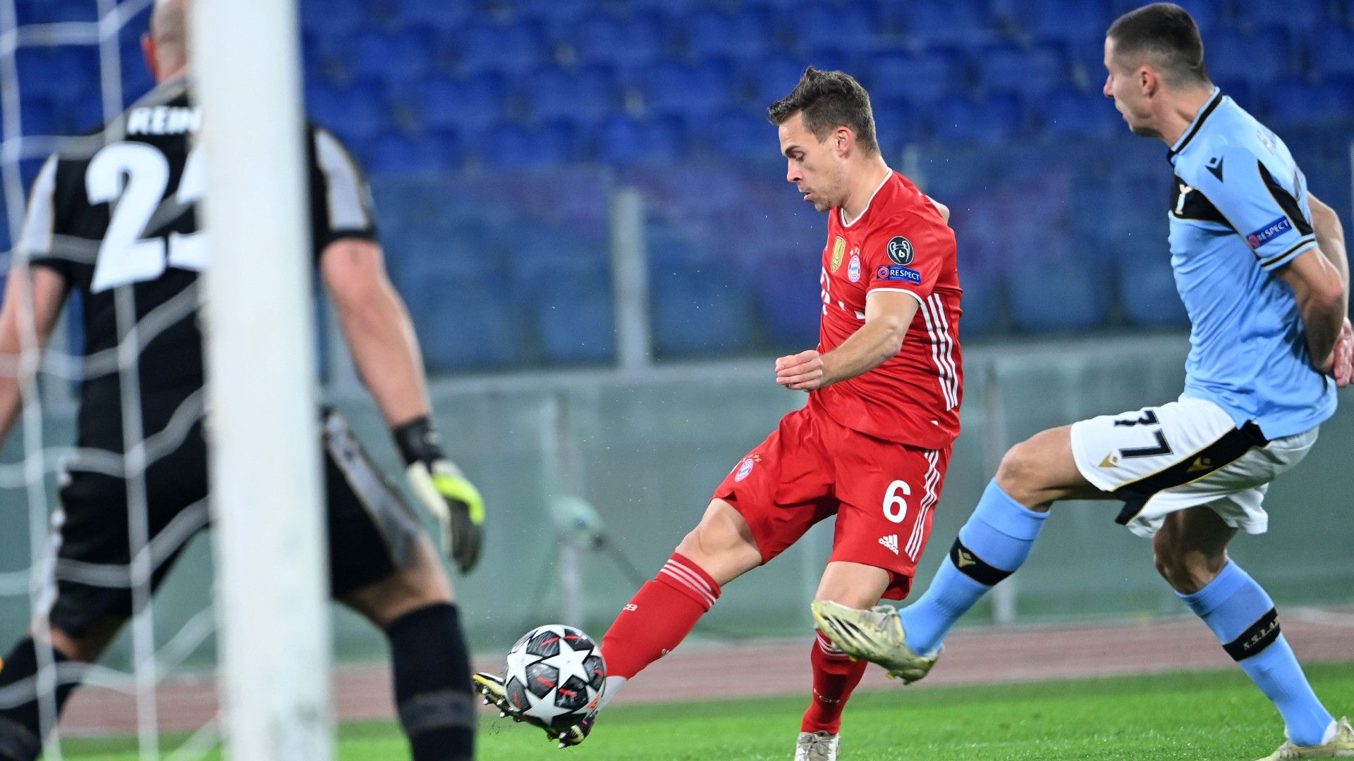 JOSHUA KIMMICH BAYERN MÜNCHEN CHAMPIONS LEAGUE 23022021