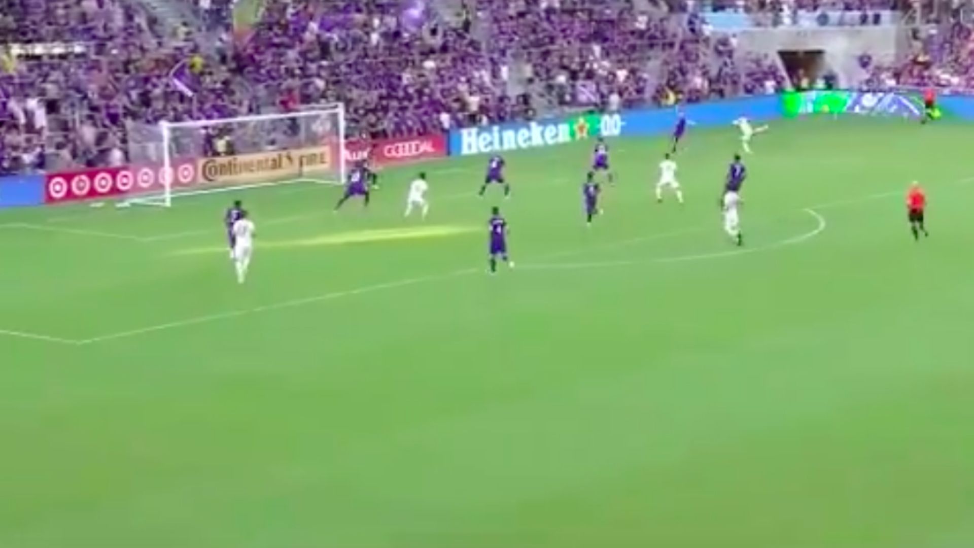 Jonathan dos Santos LA Galaxy