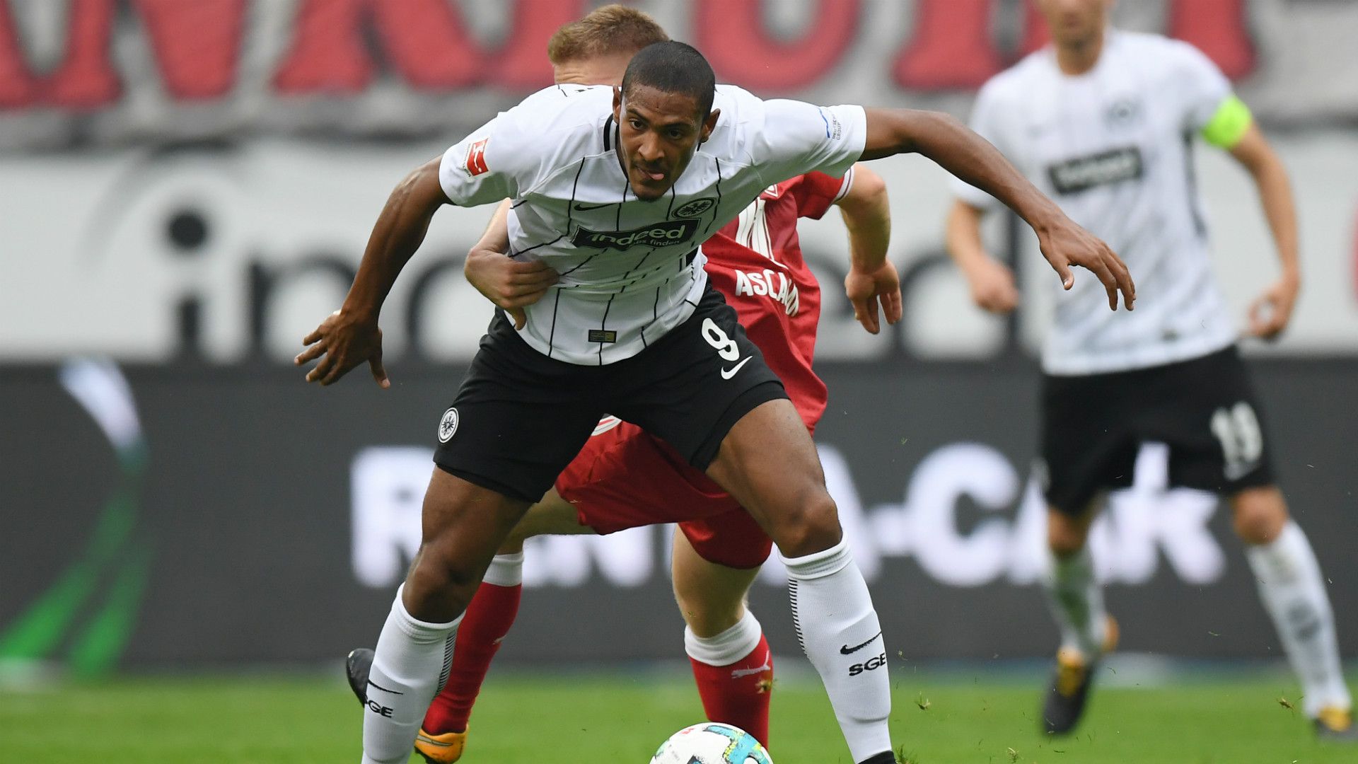 Sebastien Haller Eintracht Frankfurt VfB Stuttgart Bundesliga 30092017