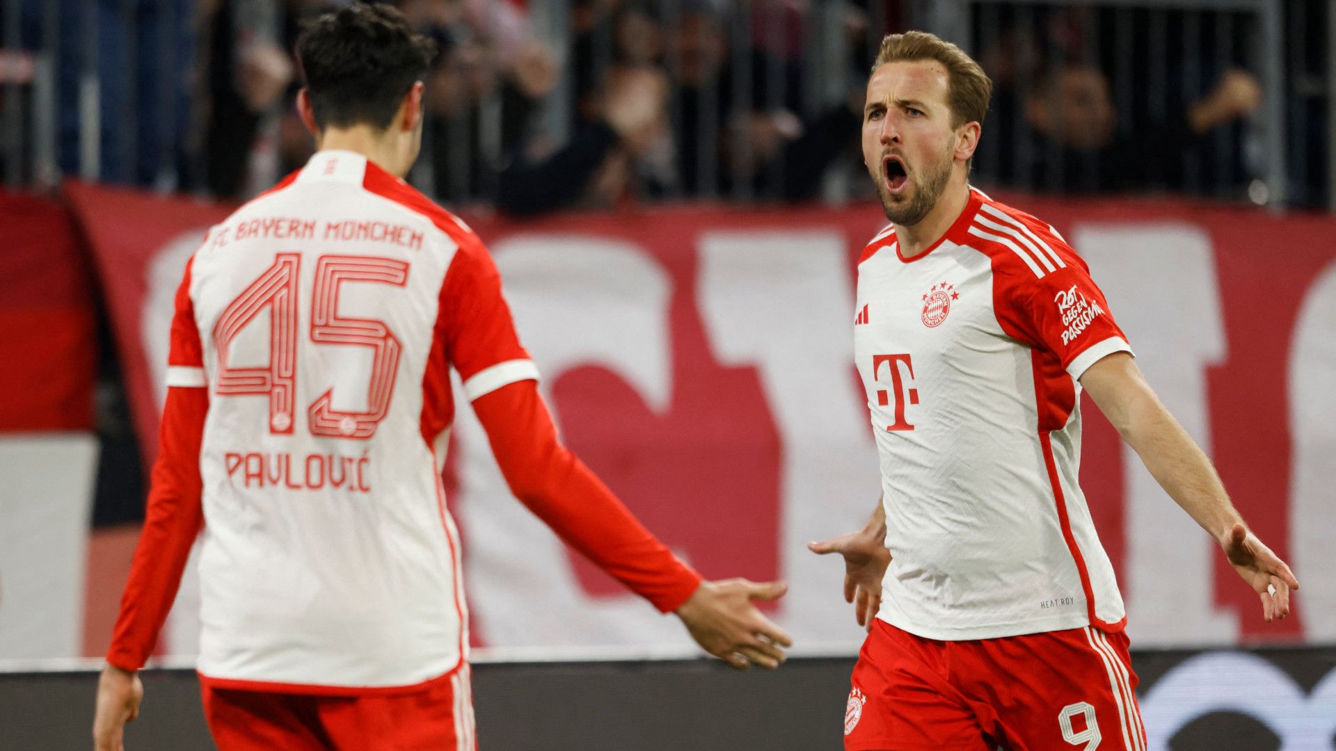 ALEKSANDAR PAVLOVIC HARRY KANE BAYERN MÜNCHEN