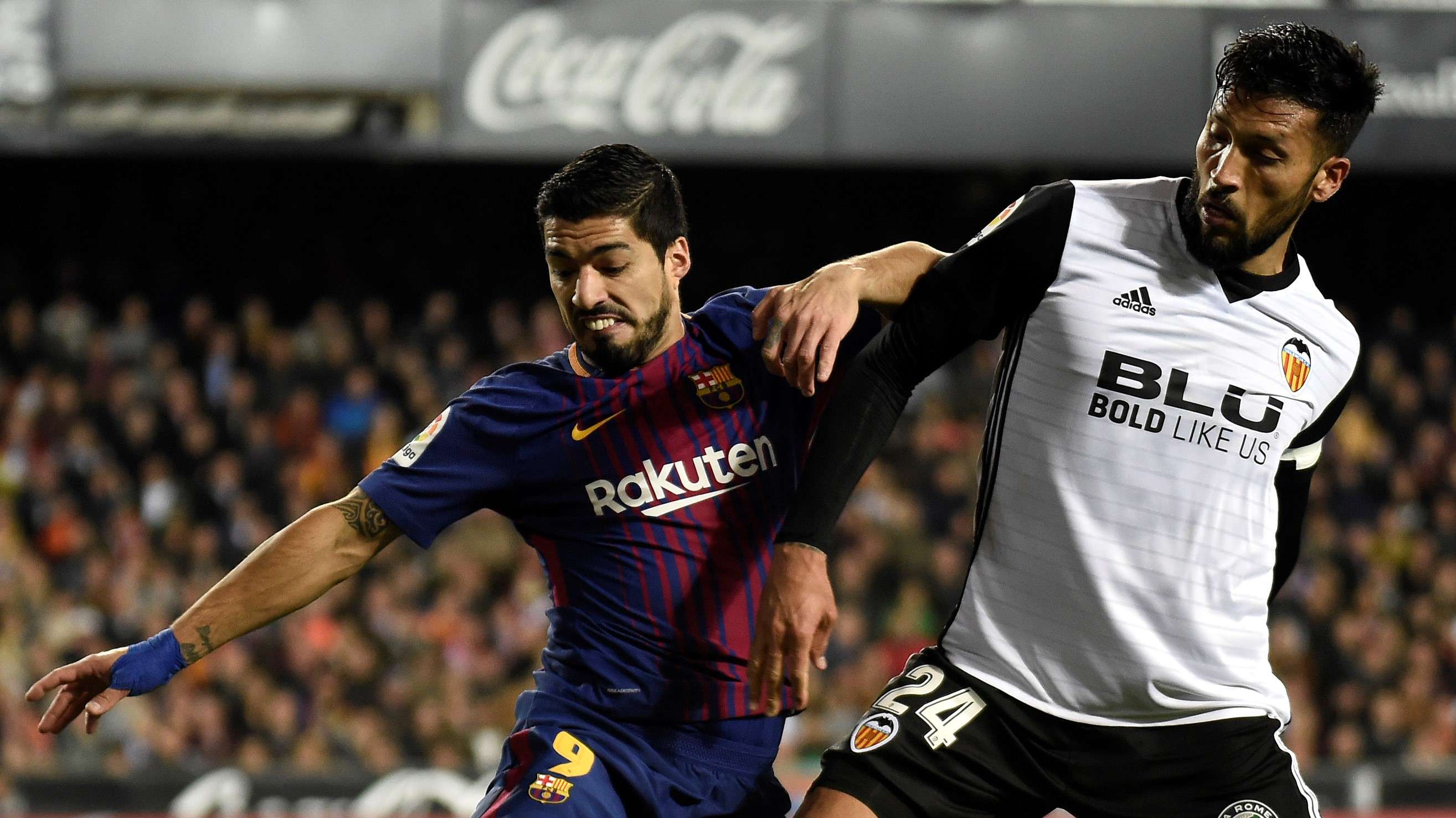 Luis Suarez Ezequiel Garay Valencia Barcelona LaLiga 26112017