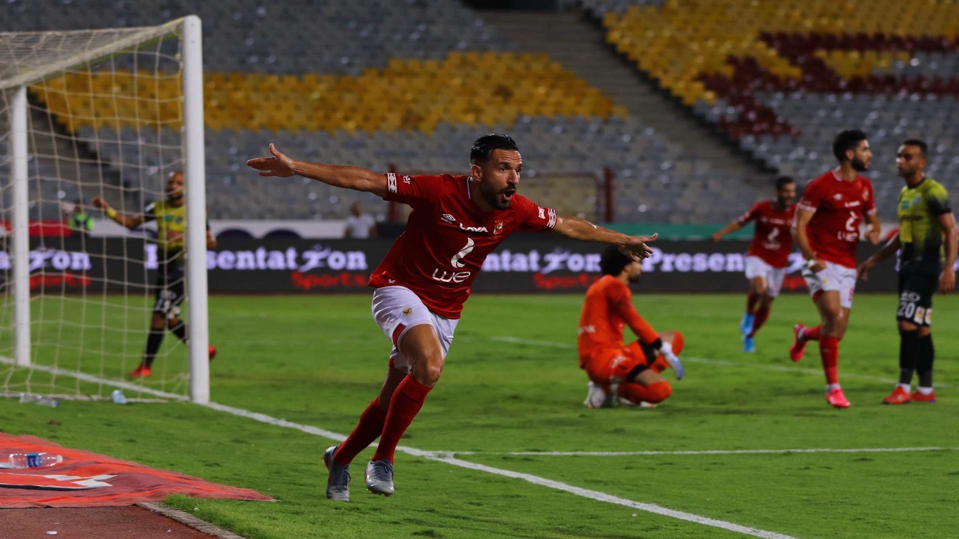 الأهلي - المقاولون العرب - علي معلول