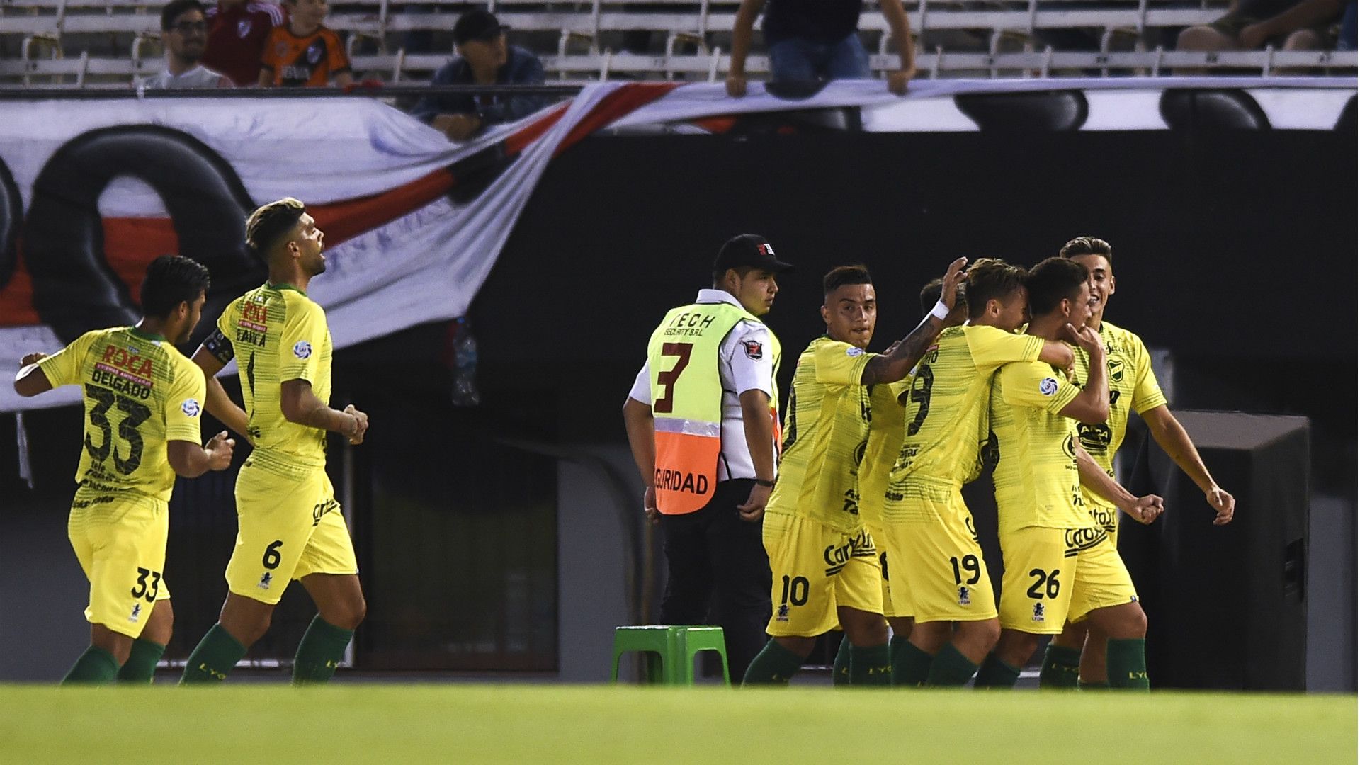 festejo Defensa y Justicia River Superliga 19012019