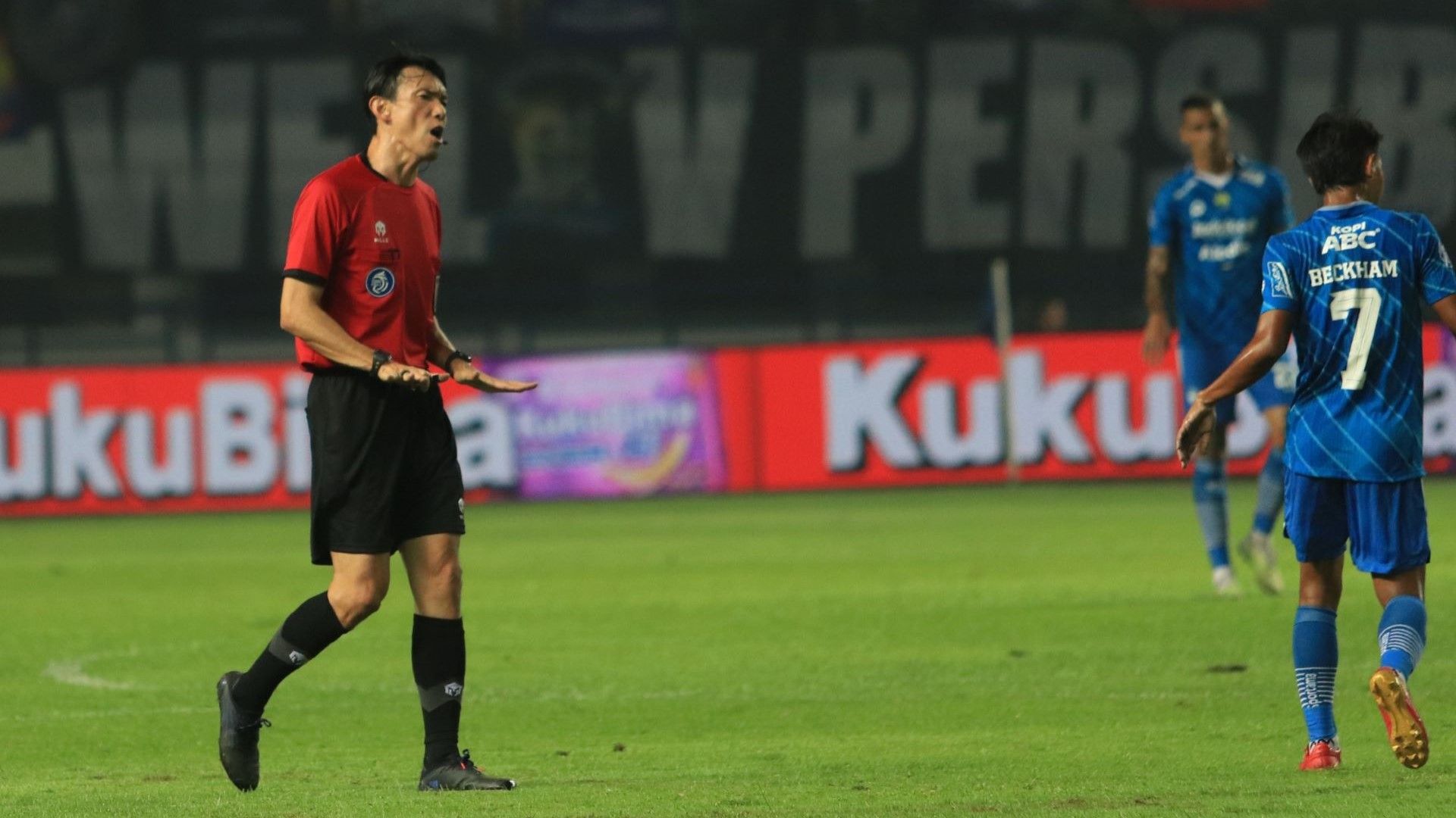 Wasit Futoshi Nakamura
