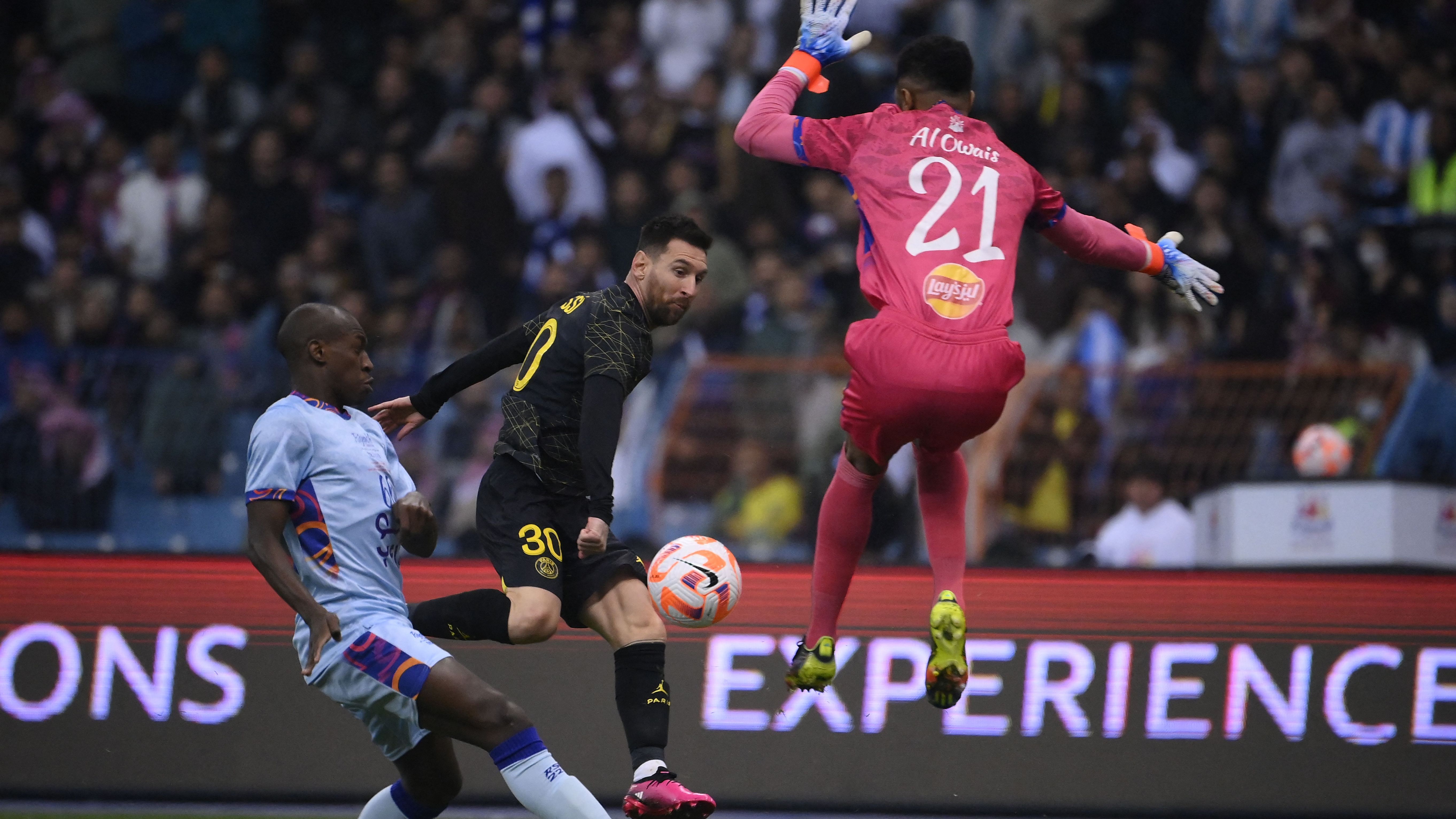 Lionel Messi Riyadh XI PSG 2022-23 16:9