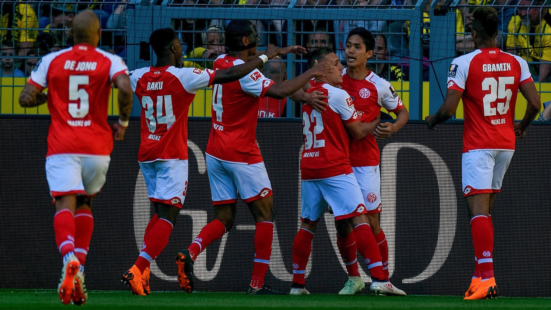 Mainz 05 Bundesliga against BVB 05052018