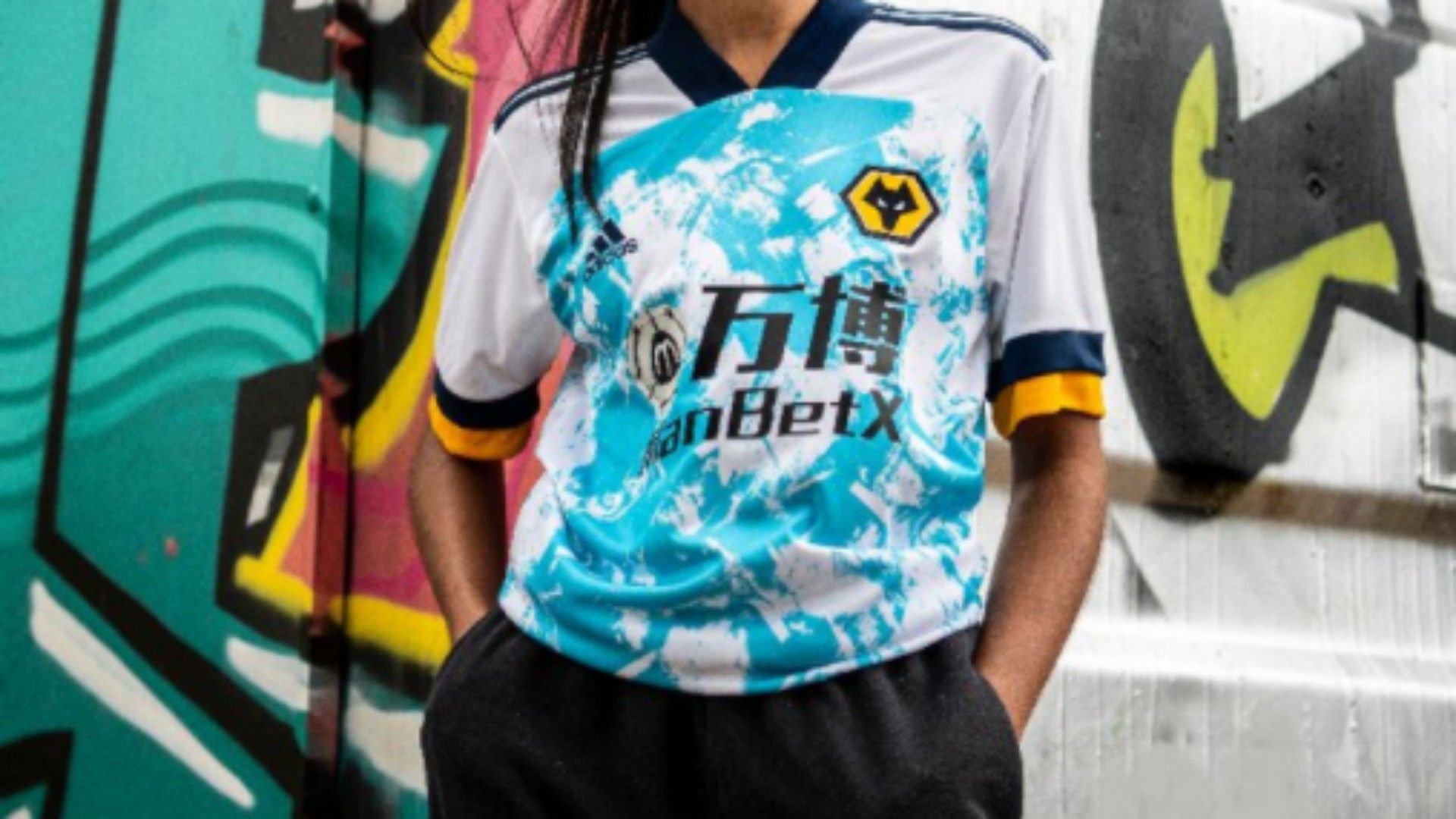 Wolves unifome visita 2020-21