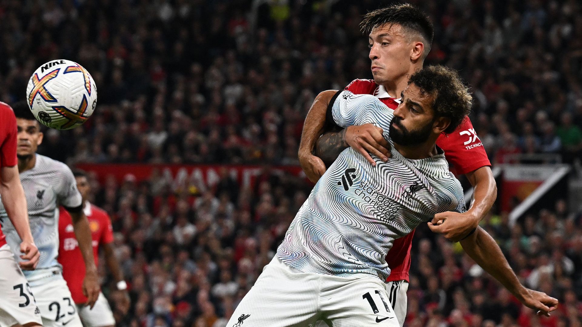 Lisandro Martinez 2022-23