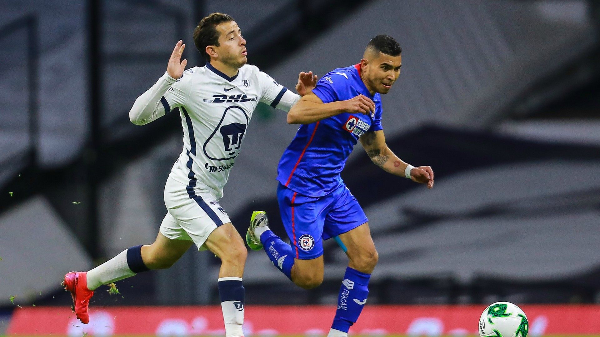 Cruz Azul Pumas Orbelín Pineda Alan Mozo
