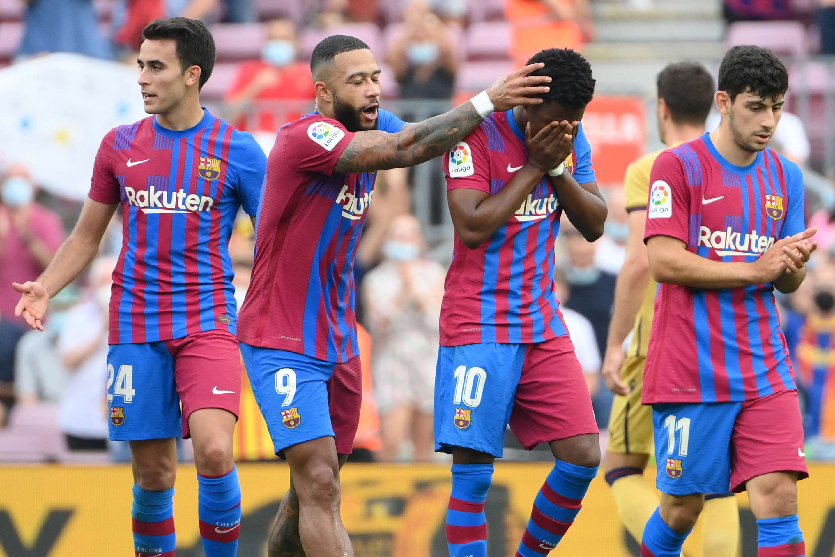 Ansu Fati Memphis Depay Barcelona