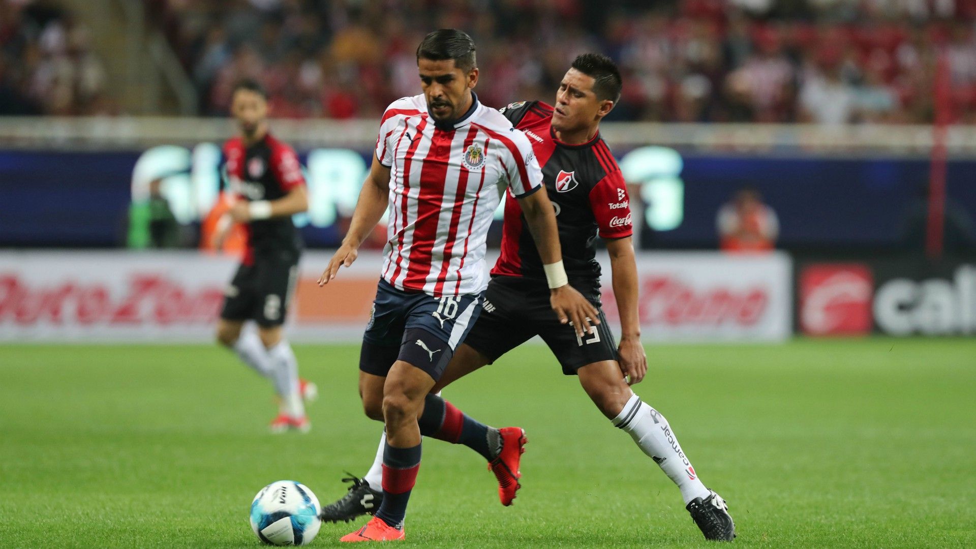 Chivas Atlas Miguel Ponce Osvaldo Martínez