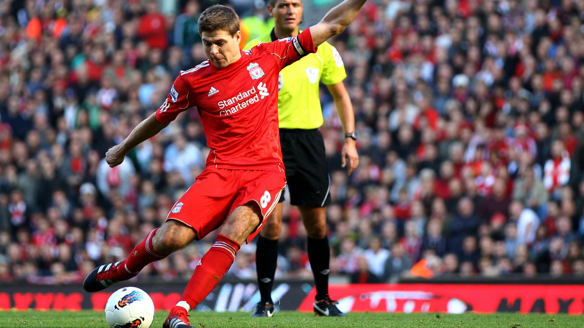 Steven Gerrard Liverpool Premier League 15102011