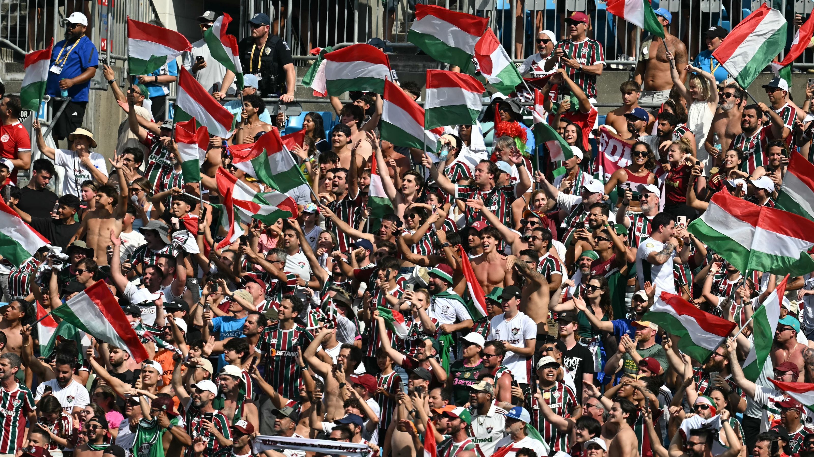 Fluminense fans vs Inter CWC