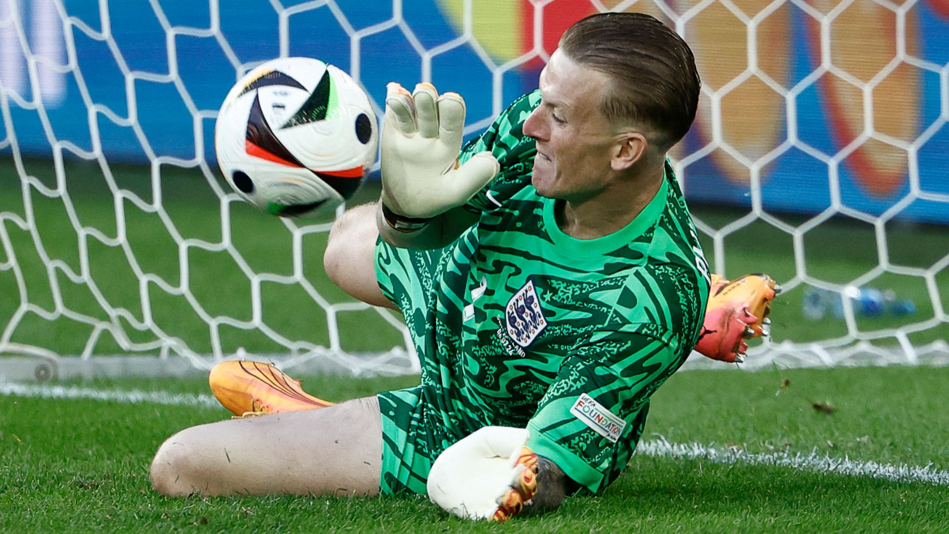 Jordan Pickford England penalty save
