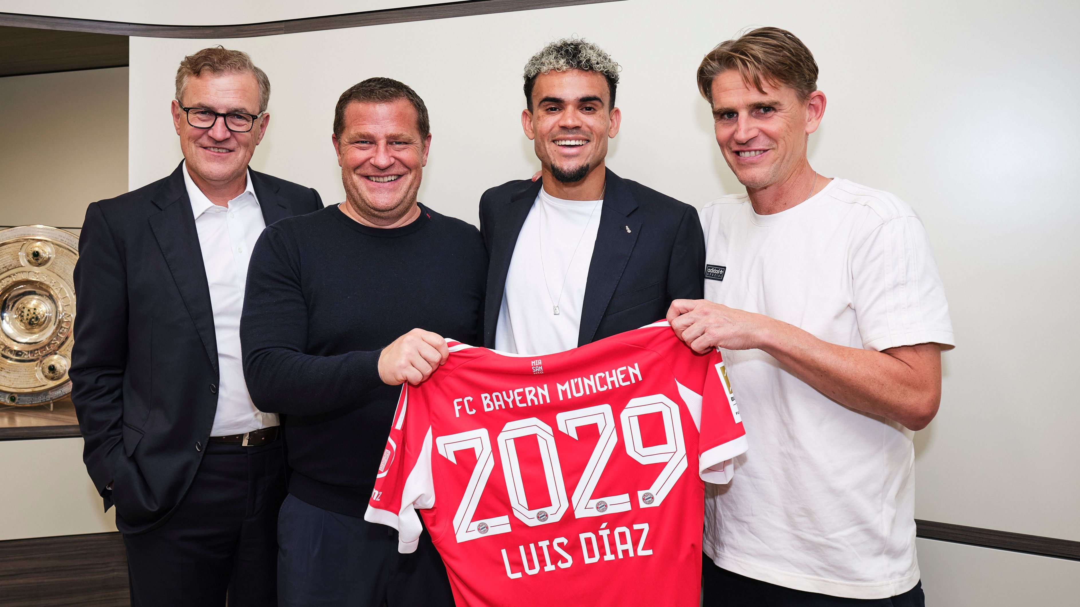 Luis Diaz Bayern Munich 2025