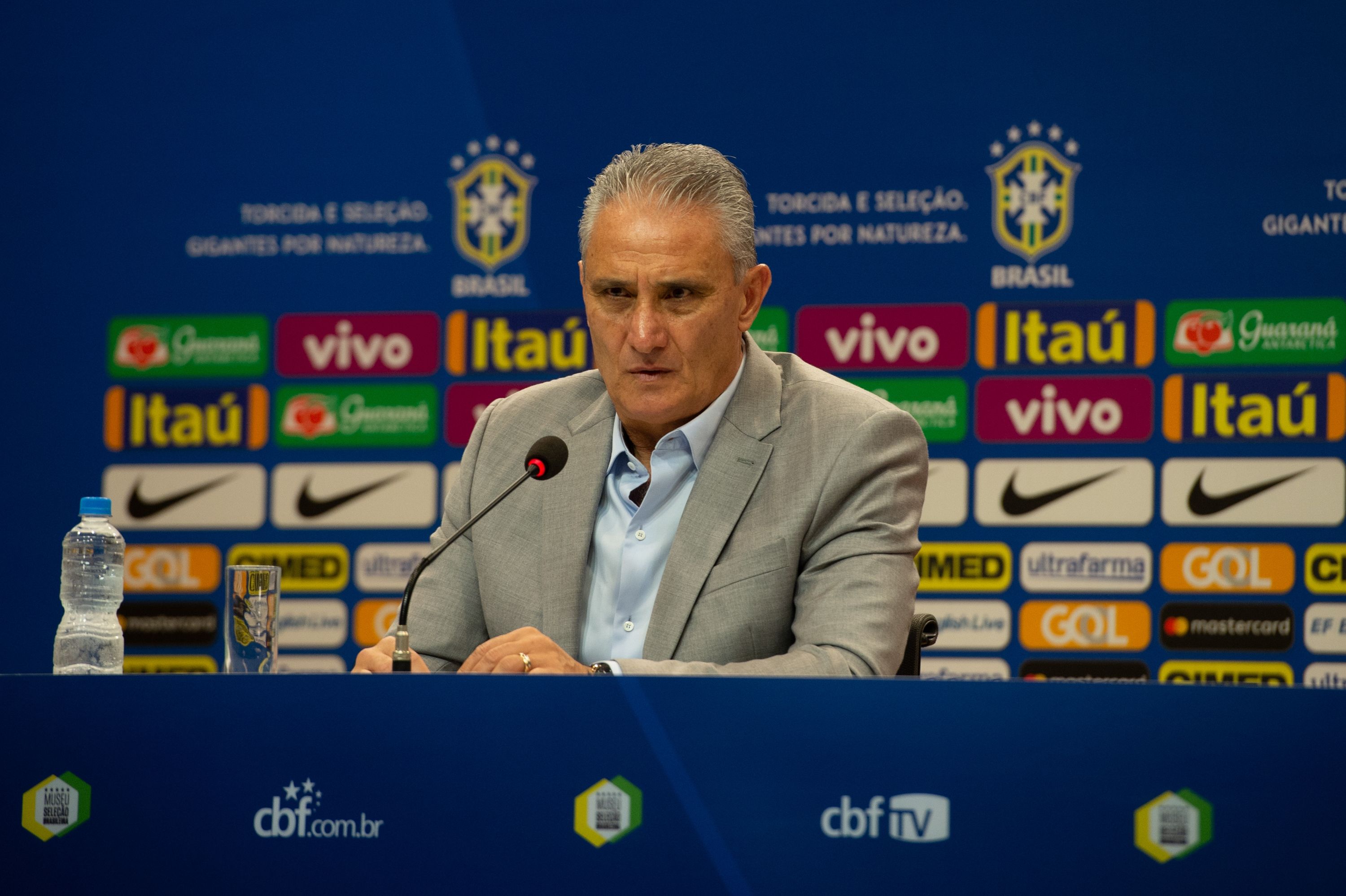 Tite convoca Seleção Brasileira