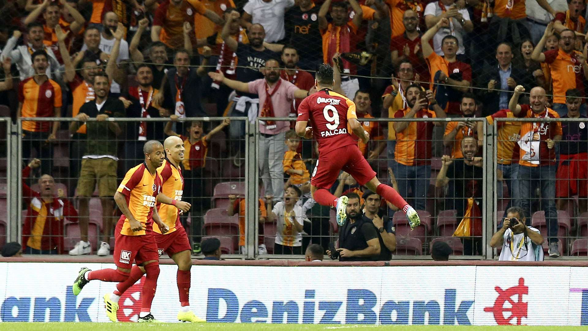 Galatasaray Kasimpasa Falcao Goal Celebration 09132019